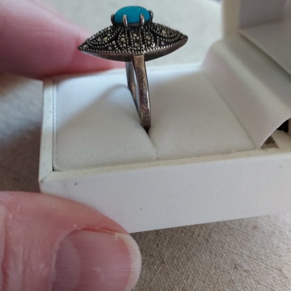 Marcasite and Turquoise Sterling ring Size 8 - Picture 3 of 7